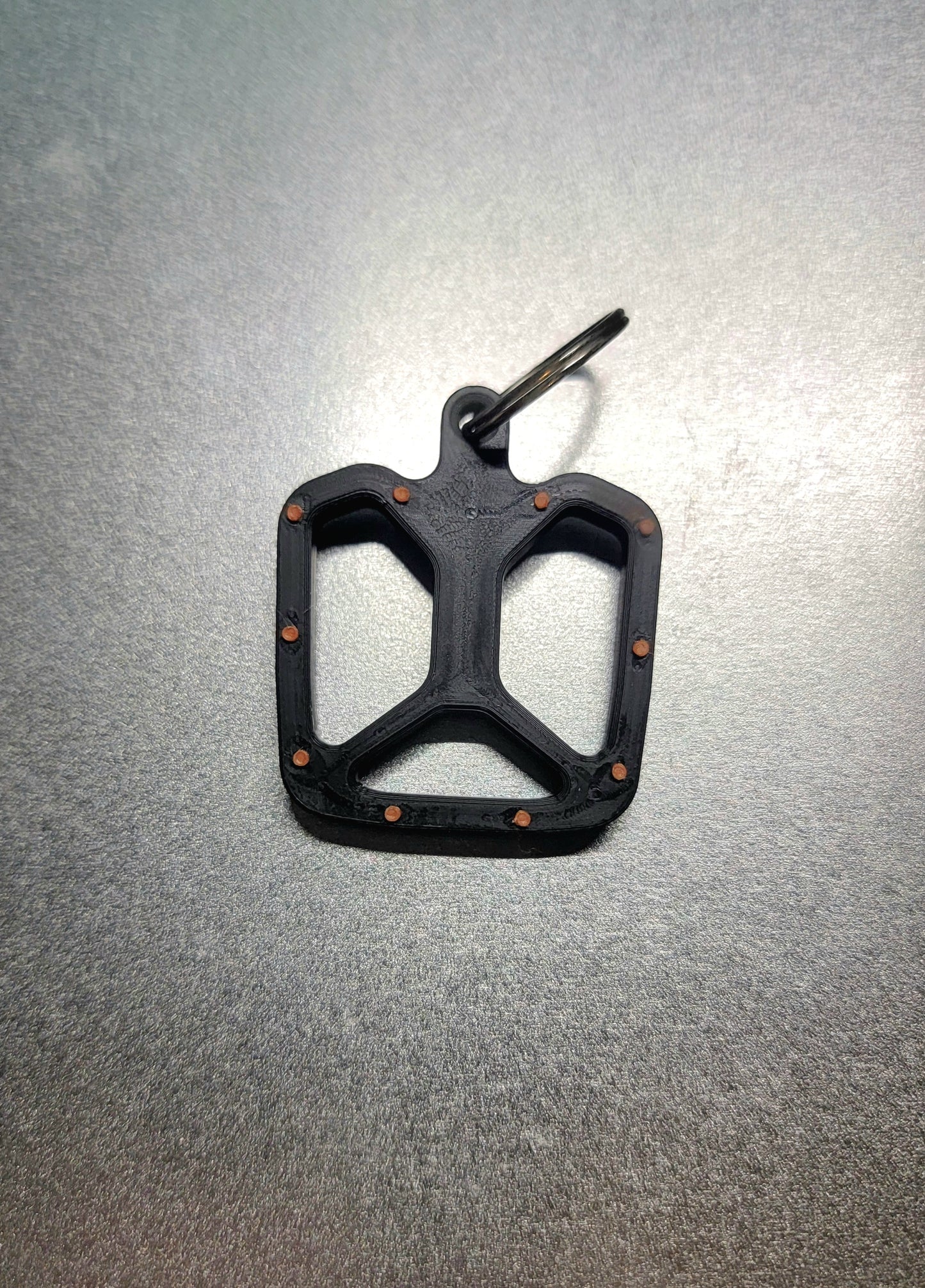 Bicycle pedal keychain