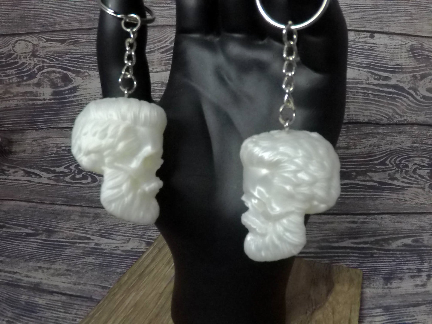 Bearded Skull Keychain