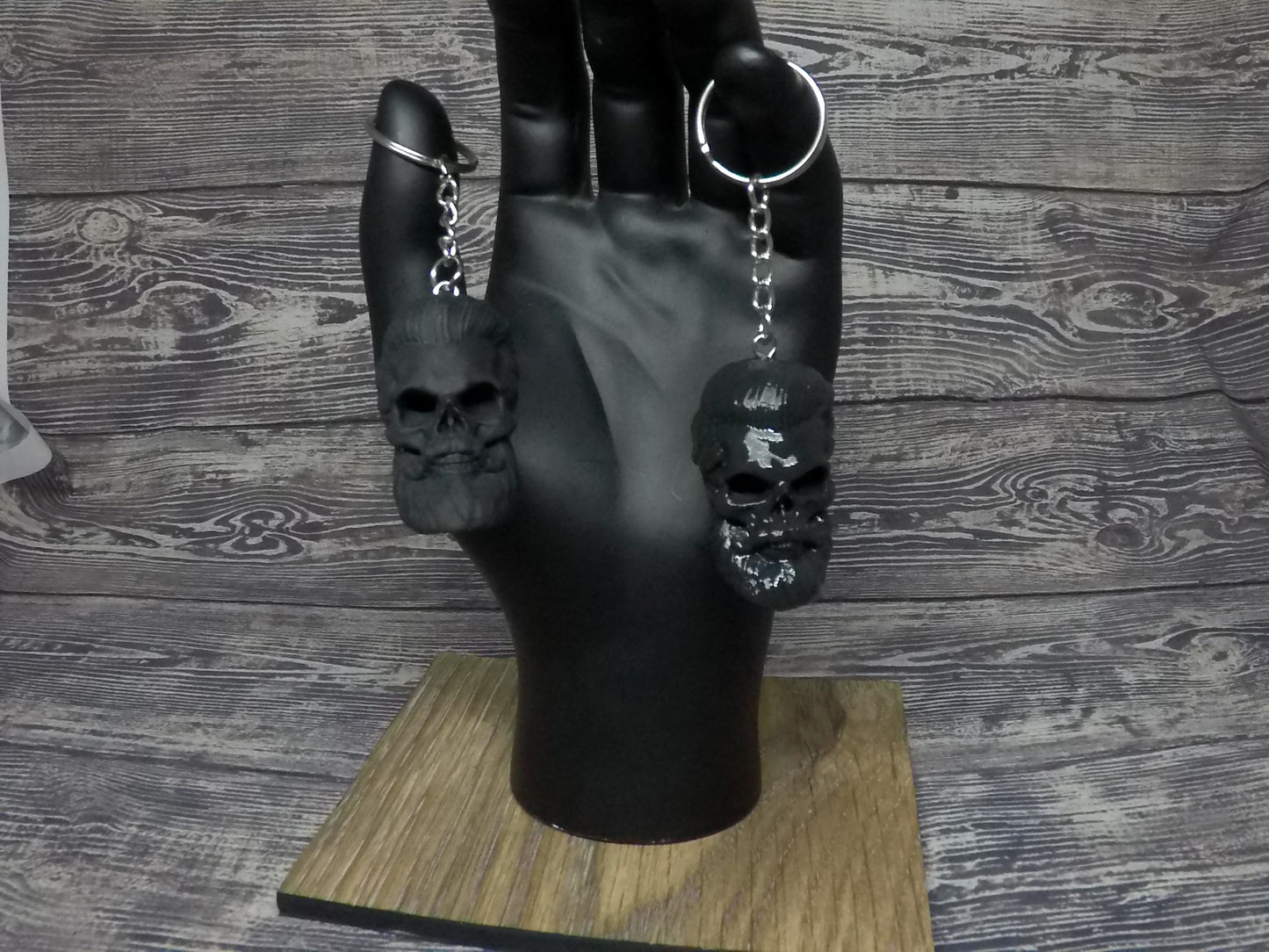 Bearded Skull Keychain