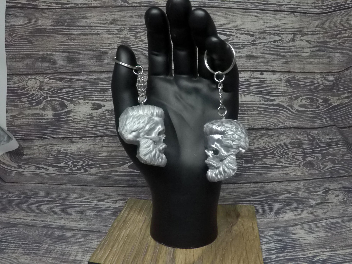 Bearded Skull Keychain